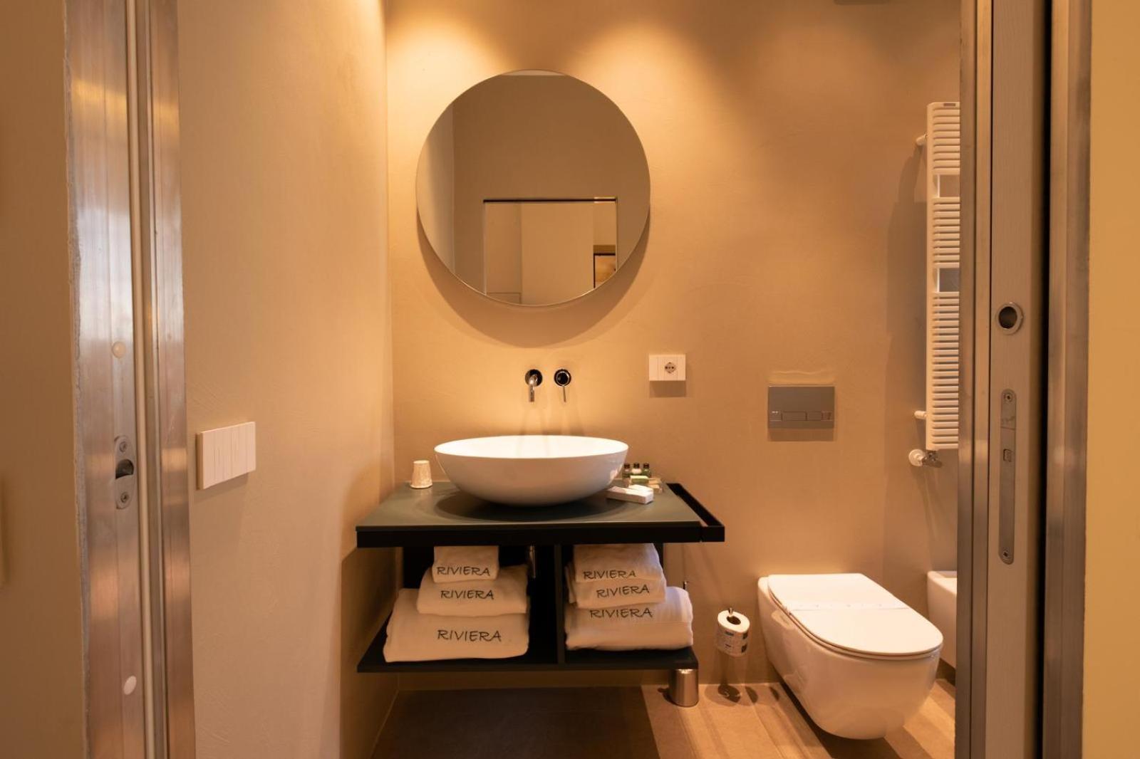 Riviera Apulian Rooms 巴里 外观 照片