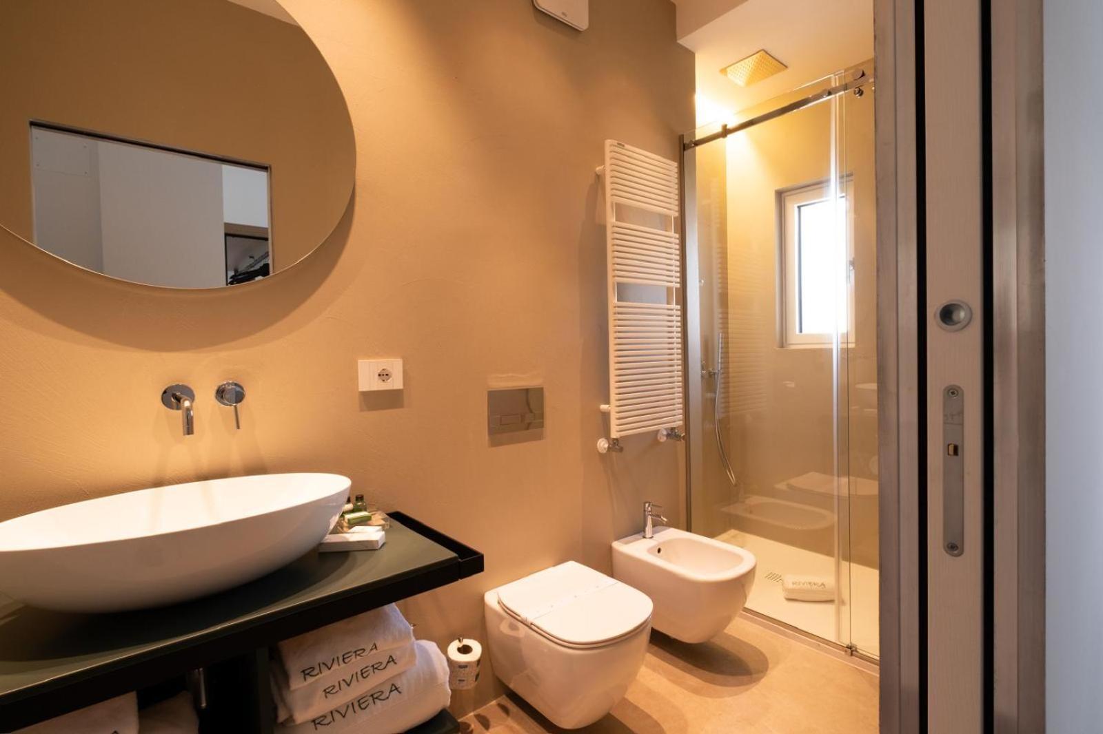 Riviera Apulian Rooms 巴里 外观 照片