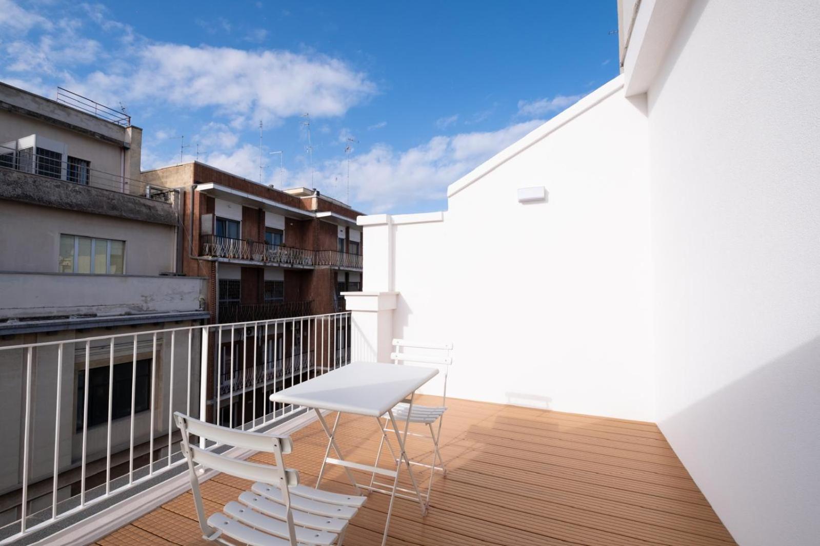 Riviera Apulian Rooms 巴里 外观 照片
