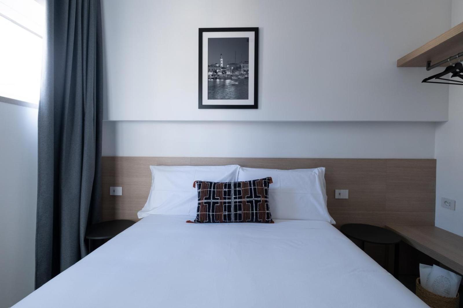 Riviera Apulian Rooms 巴里 外观 照片